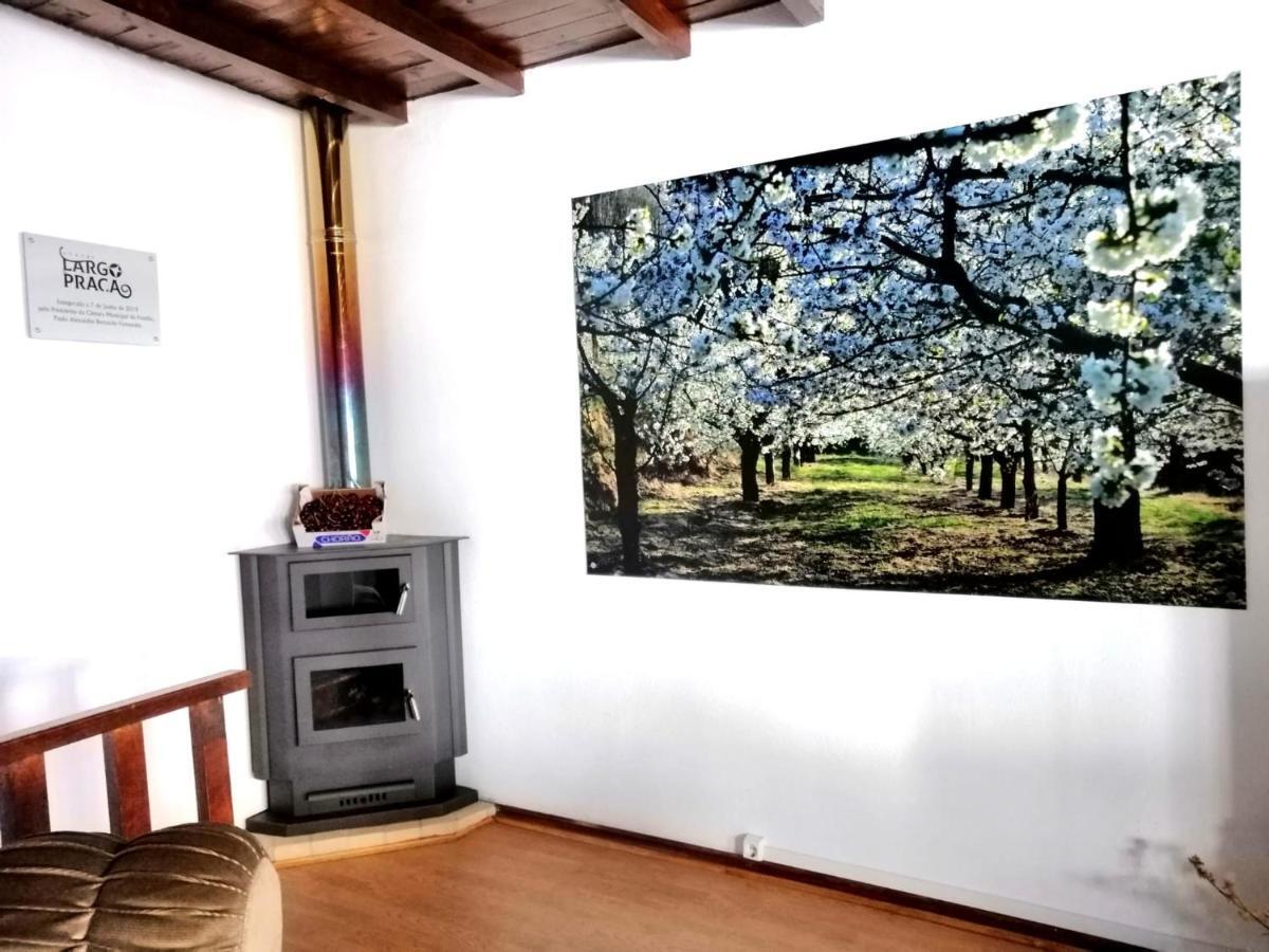 Casa Largo Da Praca Villa Alcongosta Eksteriør billede