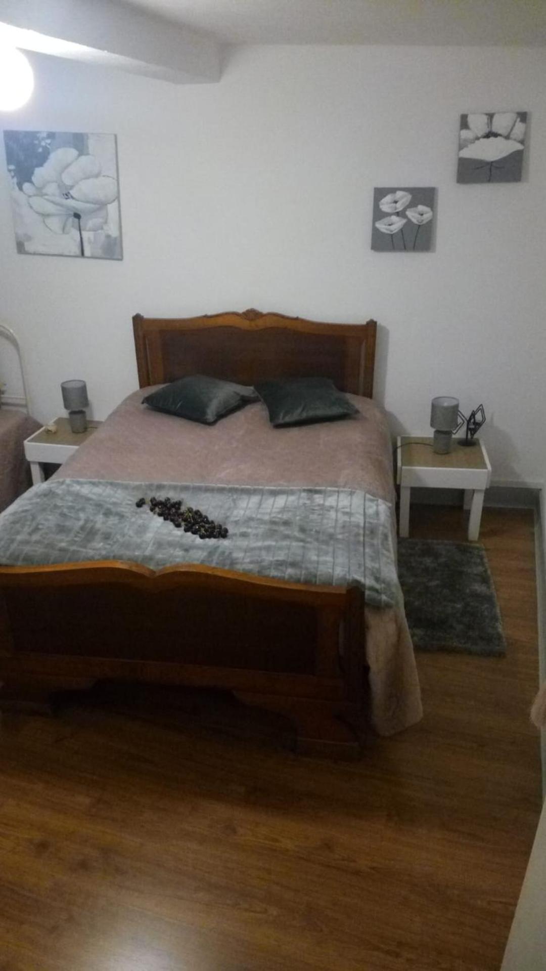 Casa Largo Da Praca Villa Alcongosta Eksteriør billede